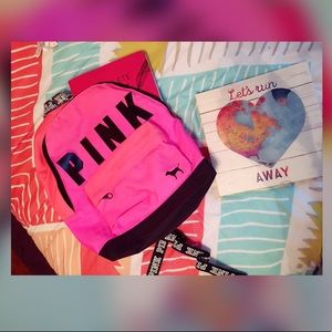 VS Hot Pink Backpack 💕🖤